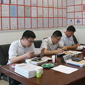 ɽ�|���x���ؙC(j��)е���޹�˾ץ���������O(sh��)���_(k��i)չ�����h���ھ�(xi��n)��Ӗ(x��n)