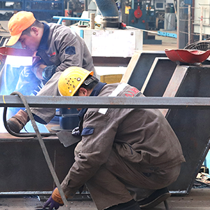 ɽ�|���x���ؙC(j��)е���޹�˾��ͬ�Ĺ����Ї���(m��ng)�y�֊^�M(j��n)�r(sh��)��